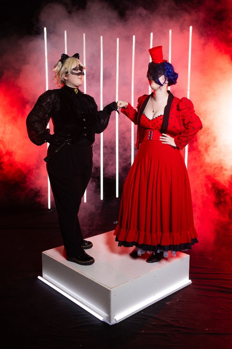 Seiza – Ladybug et Chat Noir