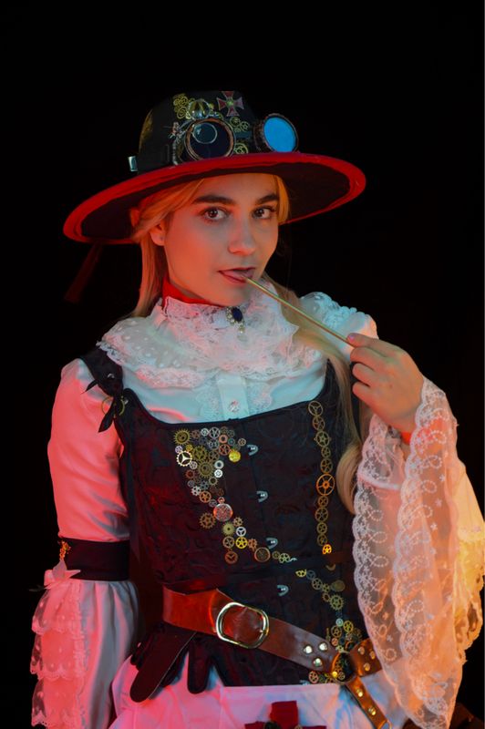 Yvi_the_queen – Infirmière steampunk