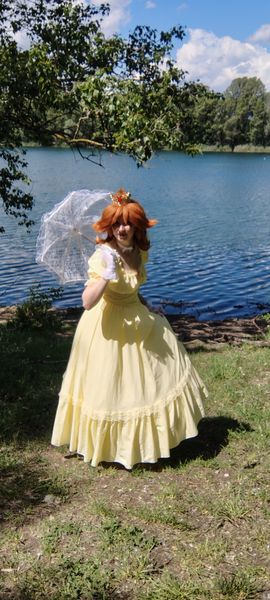 Mimikiwi.cos - Daisy