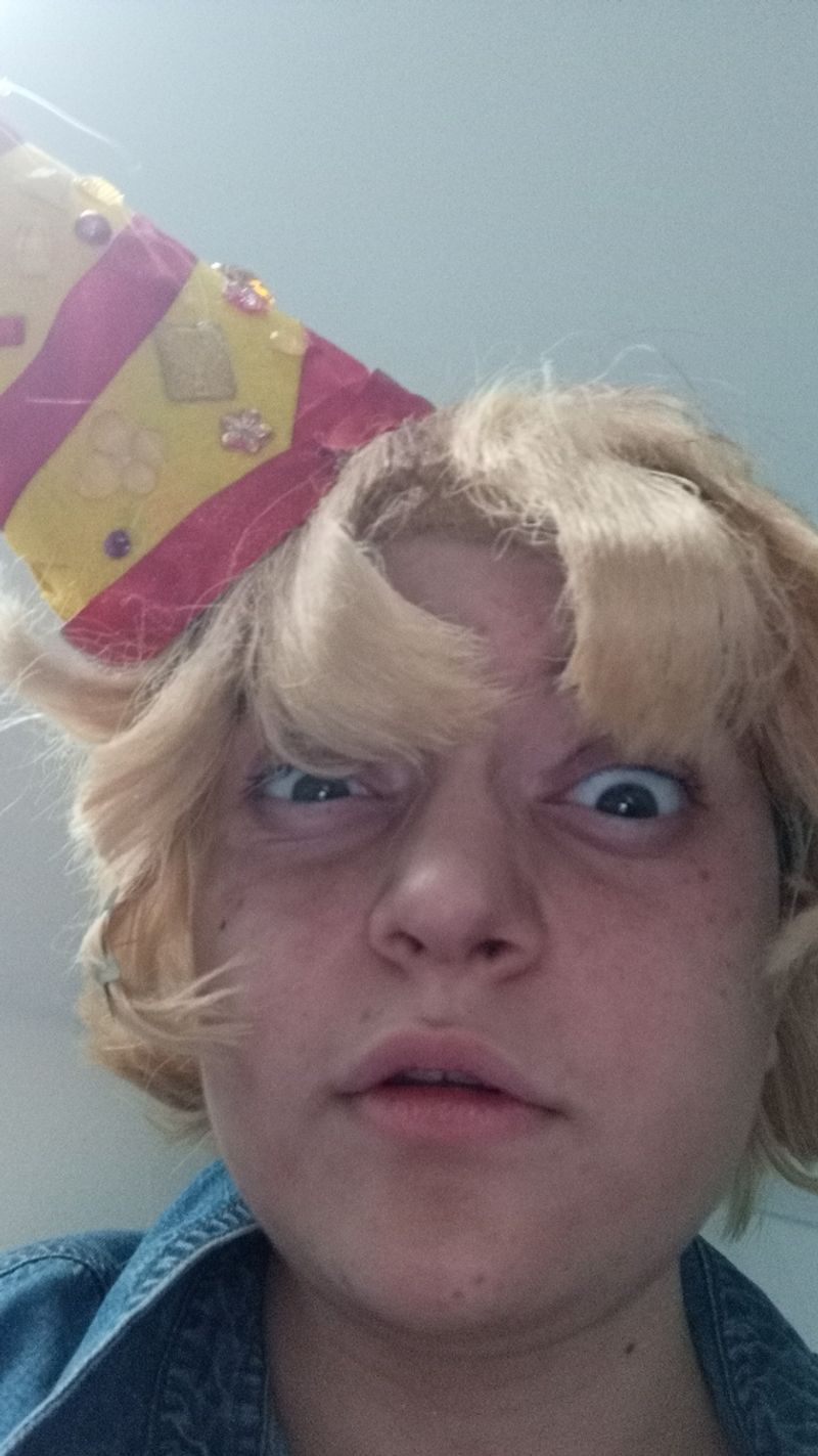 Jelly.fool.cos – Grant curly 