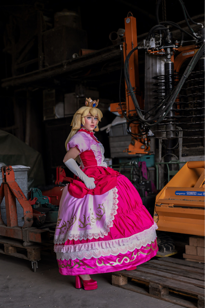 Peach at the farm 🐮 - Photo 9