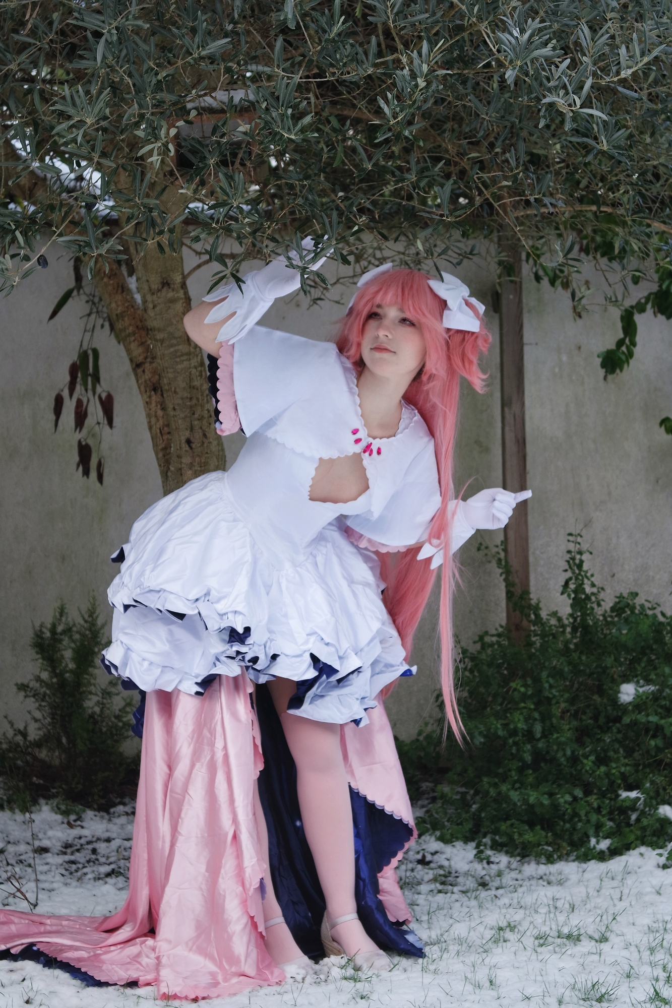 Snowy day w Madoka - Photo 4