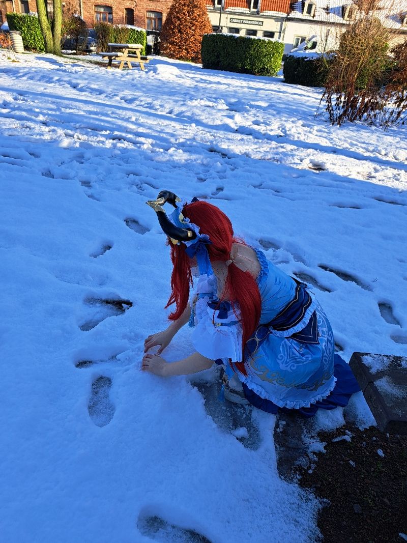 Ikxia_.cos – Nilou