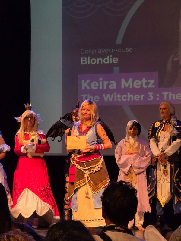 Blondiecosplay974 – Otaku City Partie 3