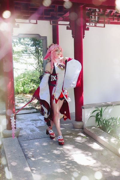 Selene - Yae Miko