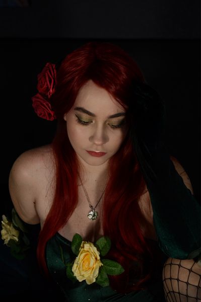 Yvi_the_queen - Poison Yvi 