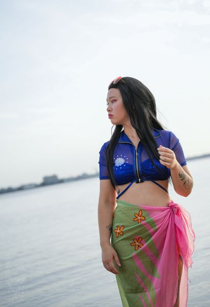 Wildshine_cosplay - Nico Robin swimsuit