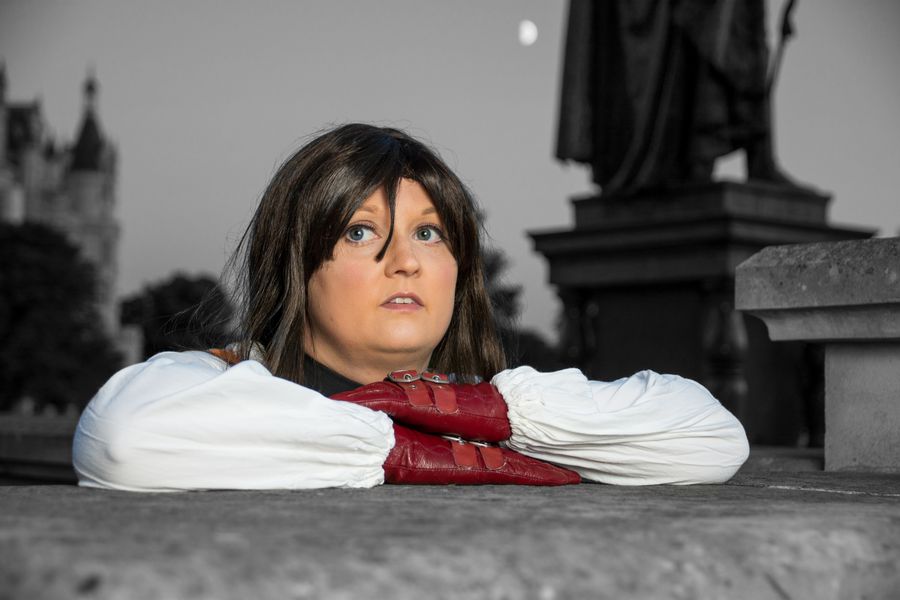 Amy-sama - Garnet T. Alexandros