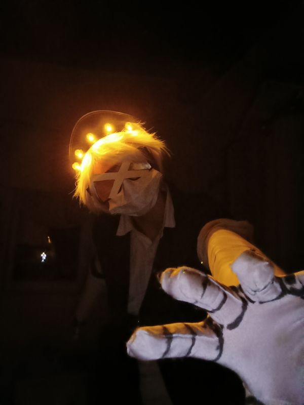 Dédé_cosplay – N (Murder Drone)