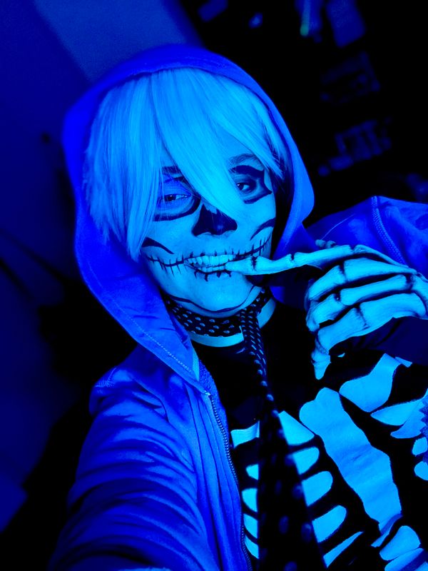 Kuro_ombra – Sans (Blue birthday)