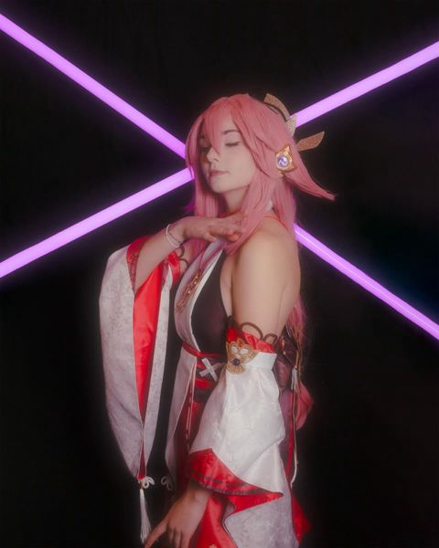 Midori_ - Yae Miko