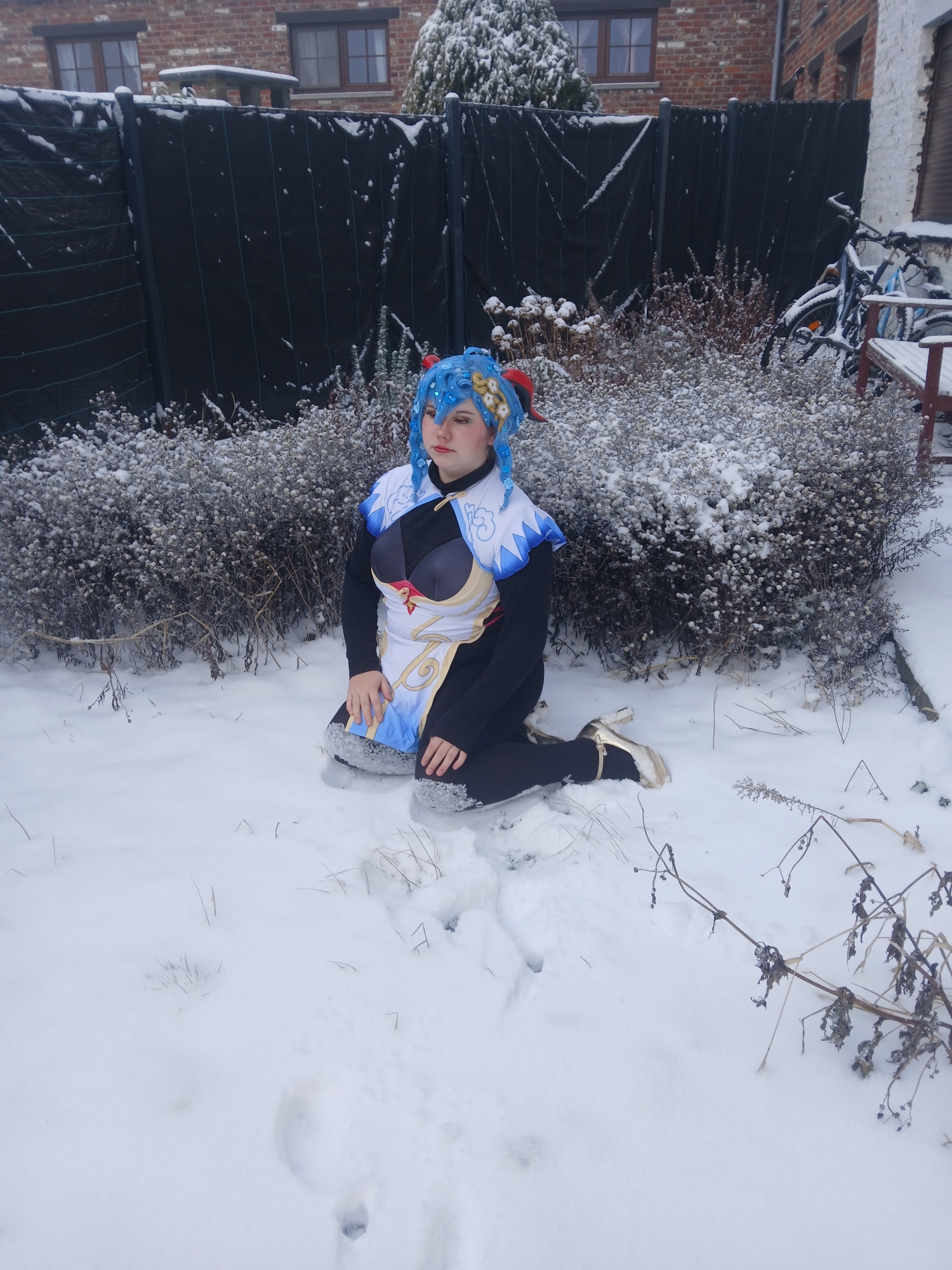 Ganyu in snow — photo 6