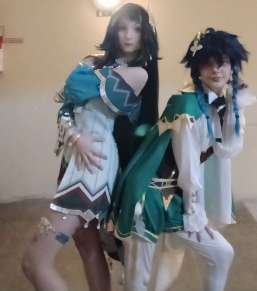 Mighty - pose duo genshin