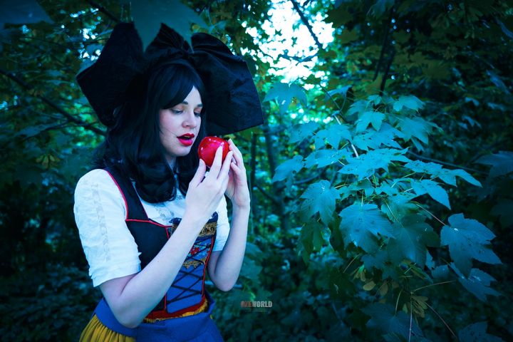 Blanche Neige x One