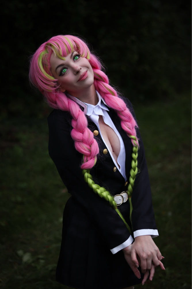 Mitsuri Kanroji - Photo 9