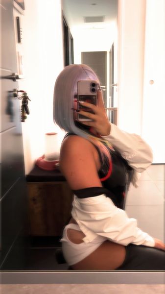 Cam_rx, Lucy