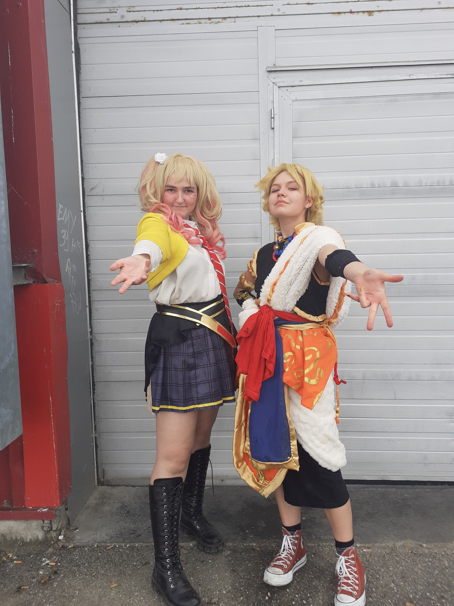 Saki et Tsukasa - Photo 1