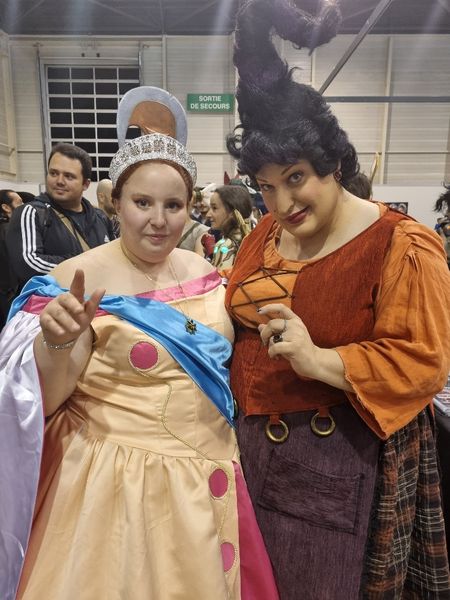 Kuroe_basilys_cosplay_ - Anastasia 