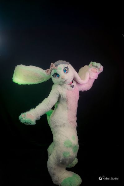 Youarock - Fluffy