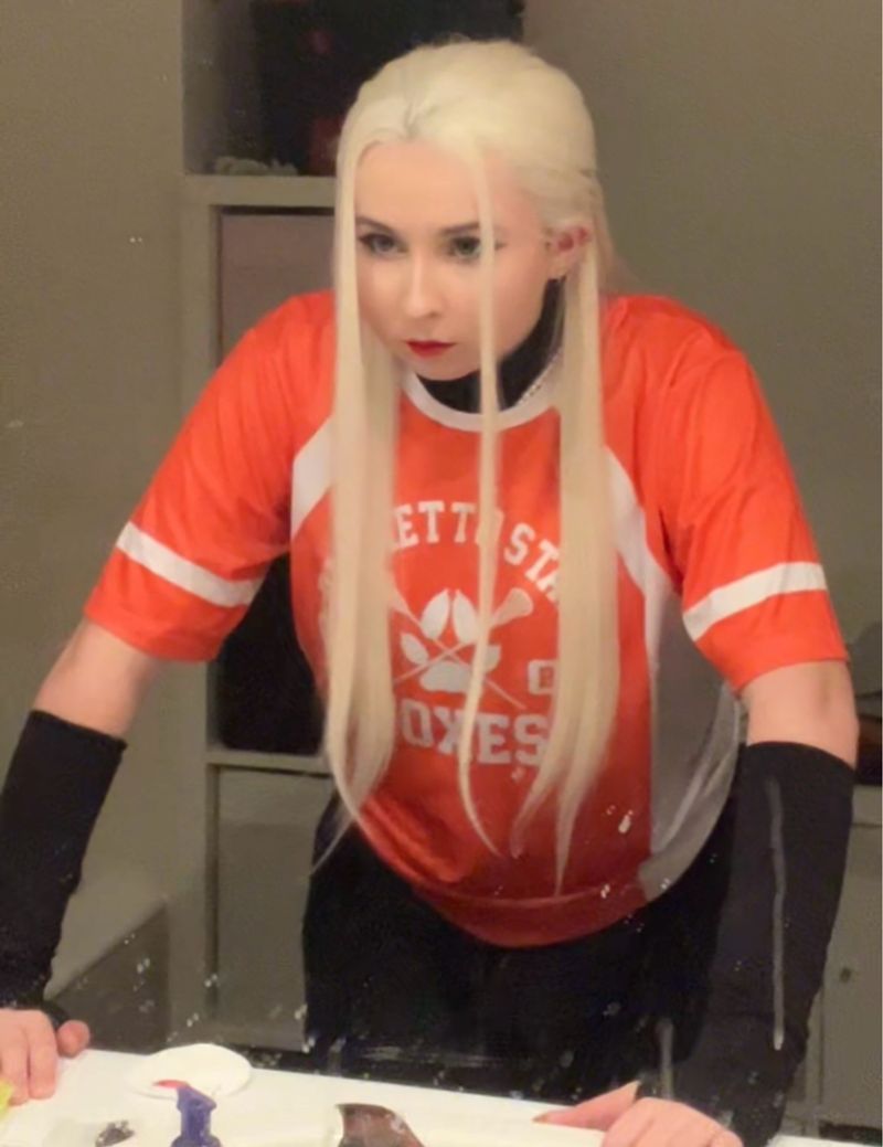 Neon_ – Allison Reynolds 