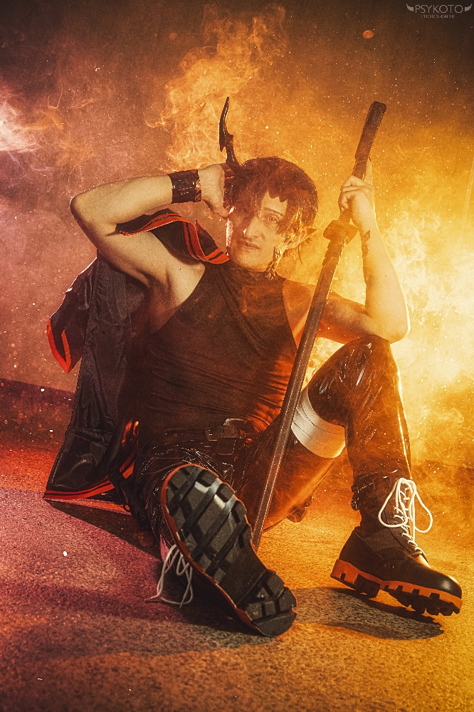 Flamebringer - Photo 1