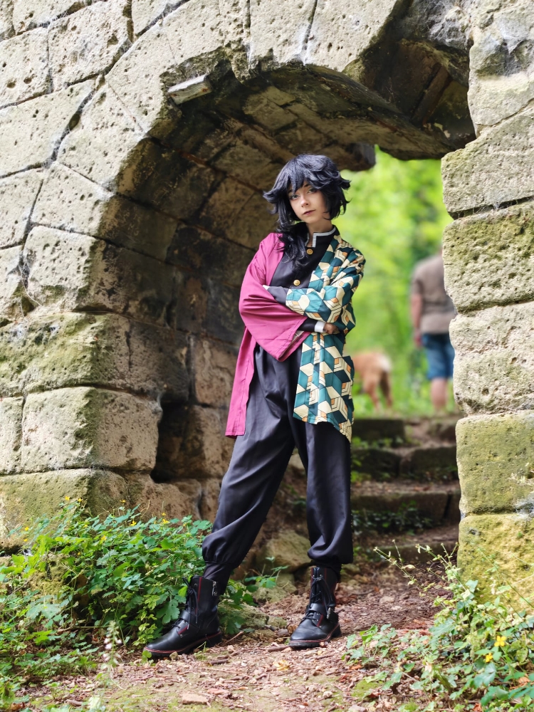 Tomioka Giyuu  - Photo 13