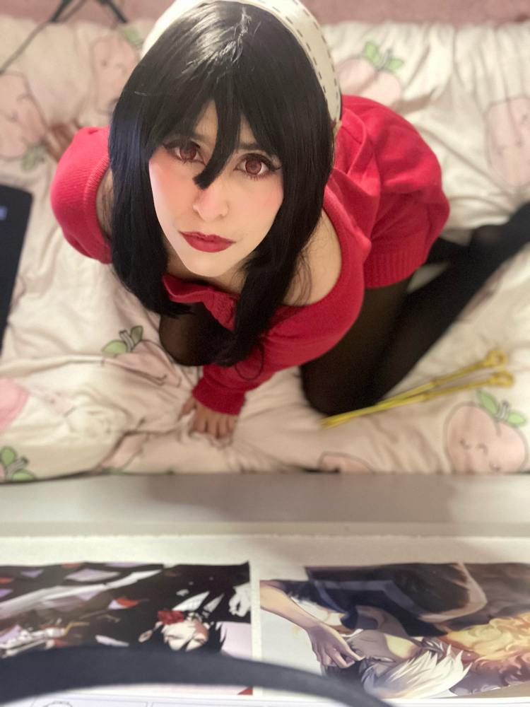 Yor Forger - Photo 60