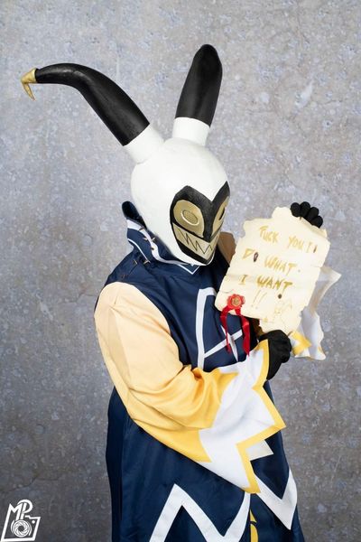 Akarami_cos - Adam PM