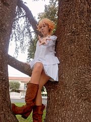 Cosplay Emma preview 3