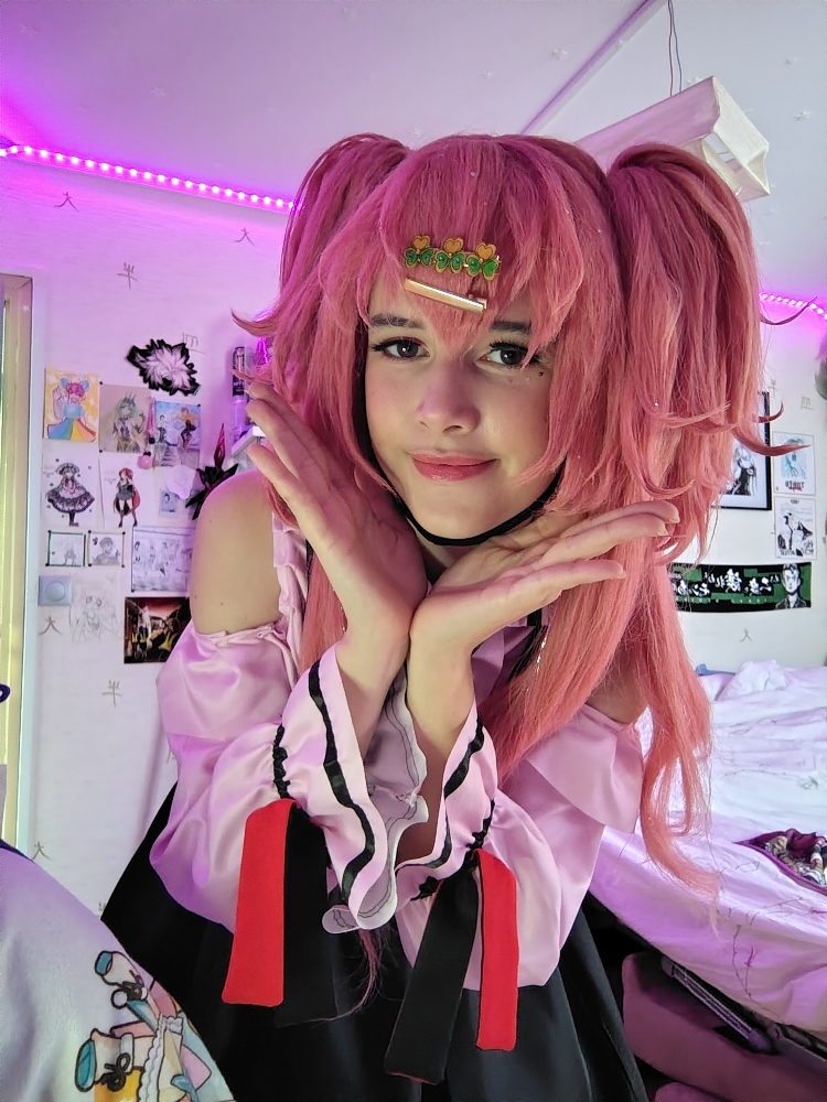 Momoi Airi (vampire) - Photo 7