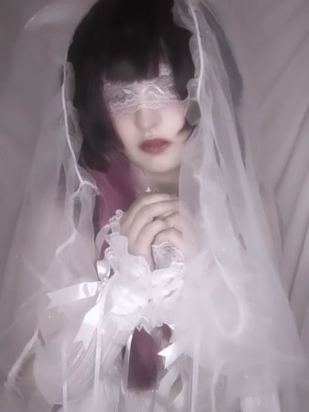 Kuni_bubble - "a fallen angel" 