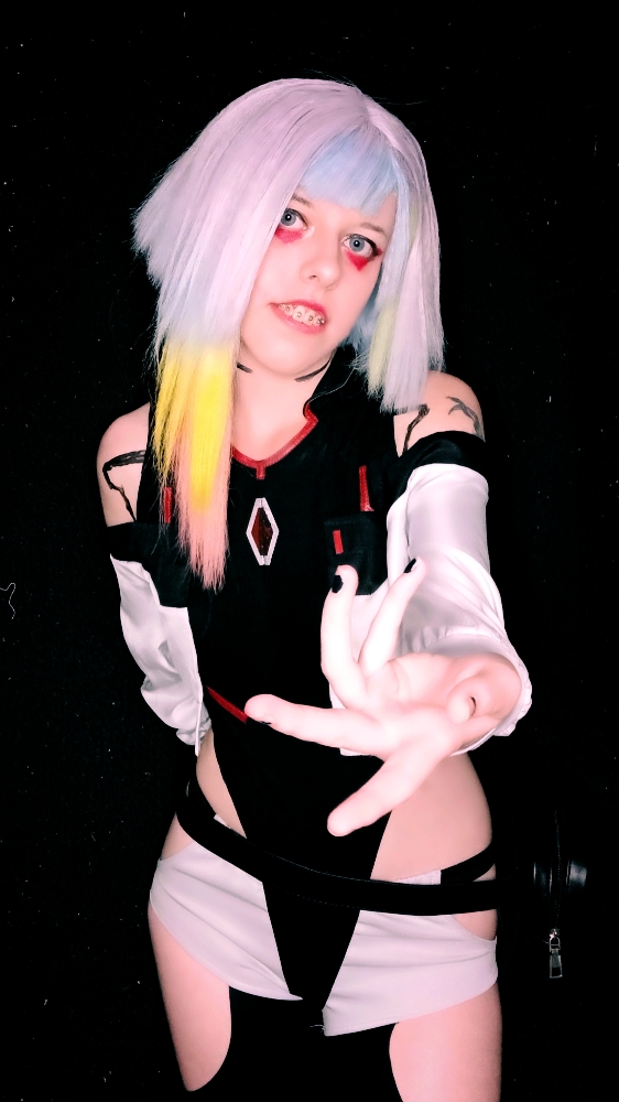 Lucy Kushinada - Photo 6