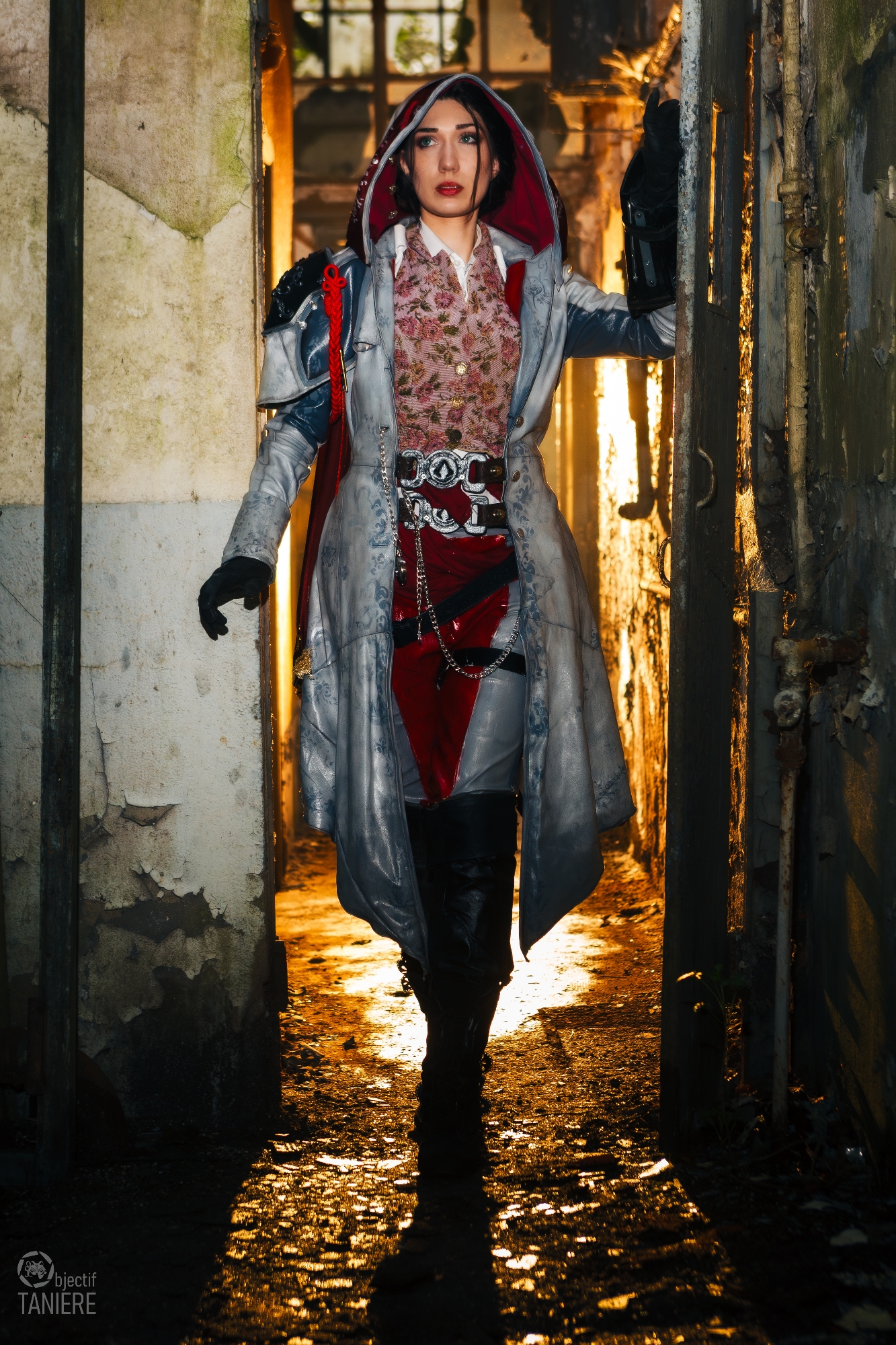 Evie Frye — photo 10
