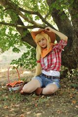 Applejack preview 3