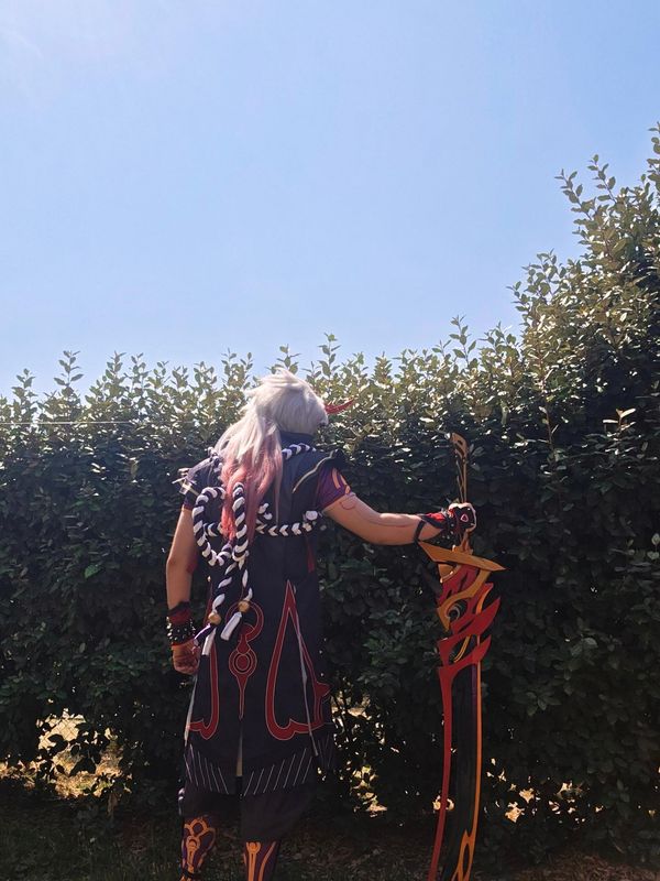 Ryujin_cos – Itto avec l'épée 