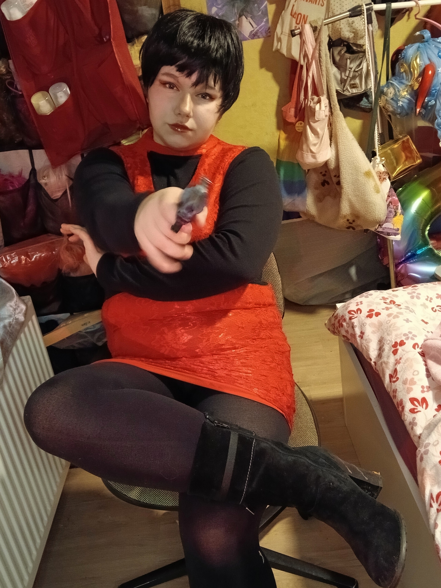 Ada wong at home — photo 44