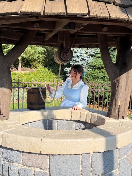 Princessandpixiedust - Belle disneybound