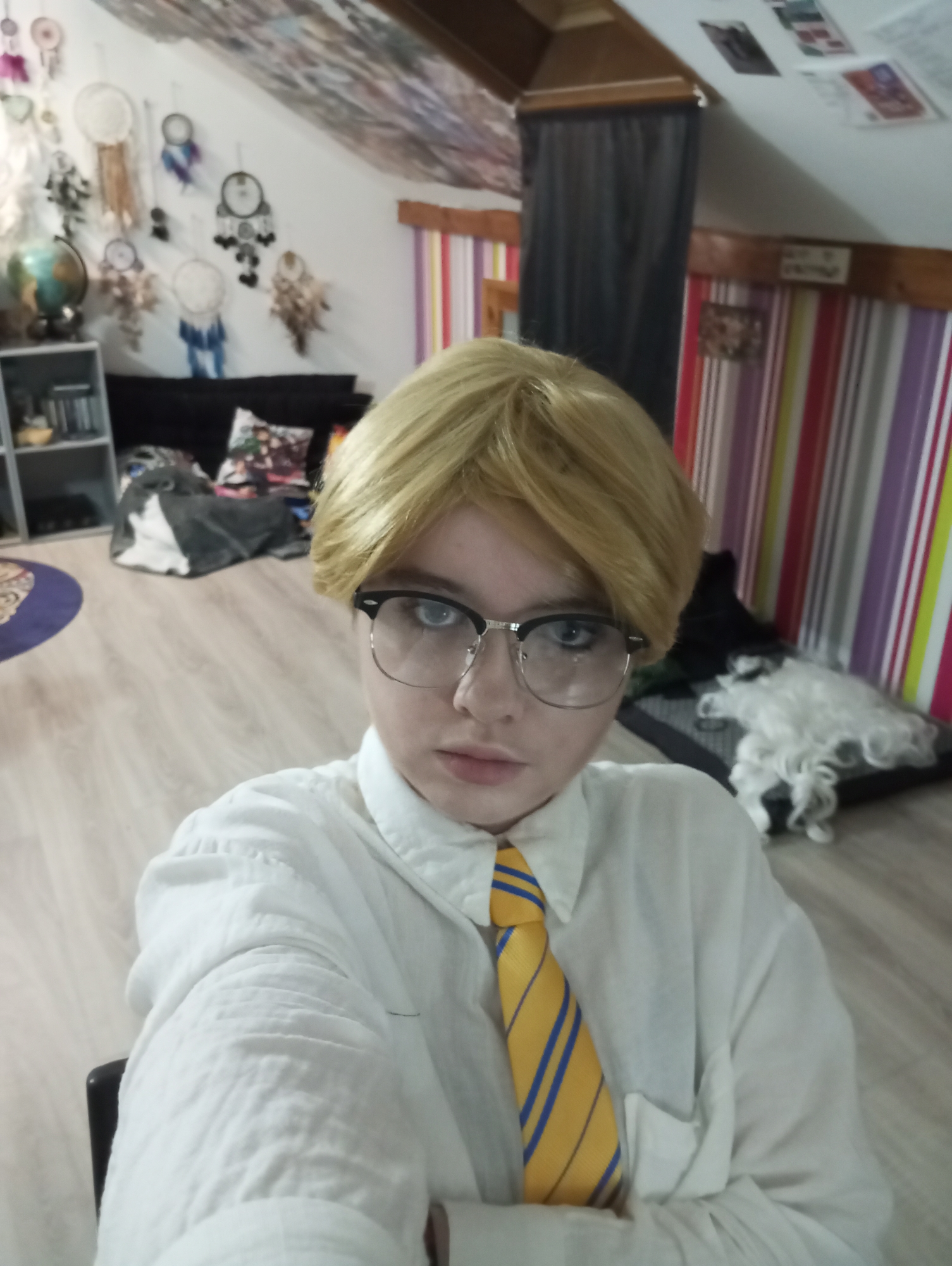 Ezra McMillan  - Photo 2