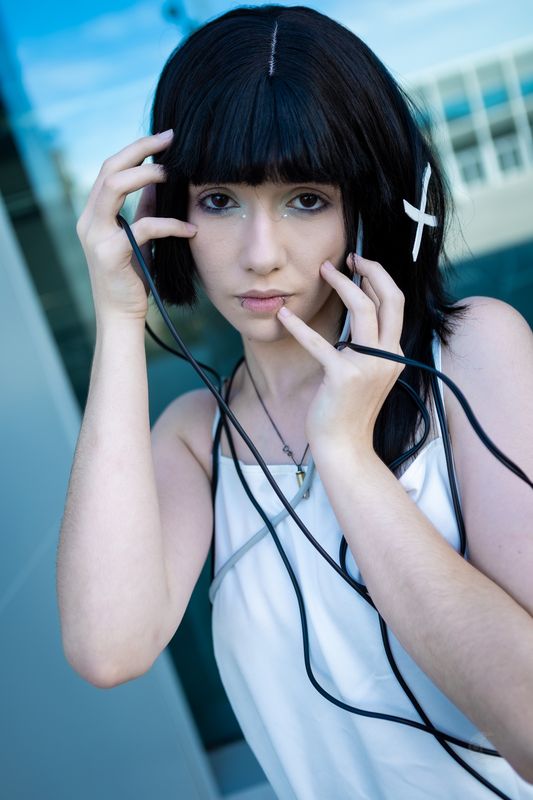 Cro._.sri, Lain wired