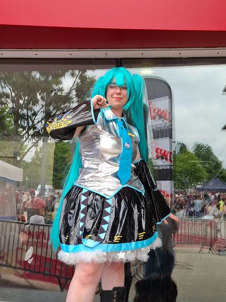 Trashy - Hatsune Miku 