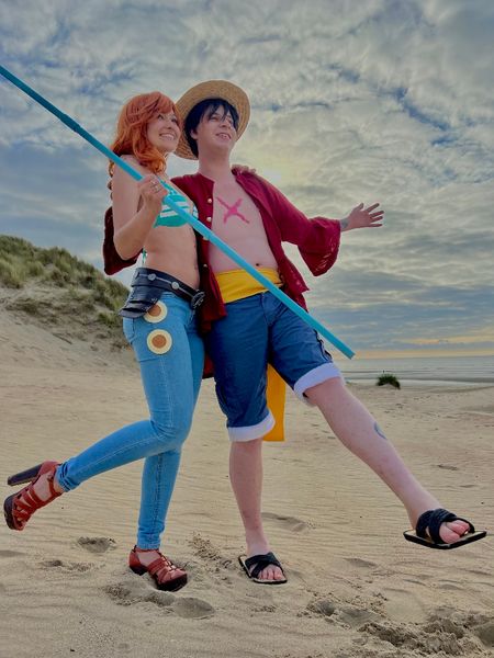 Valou_cosplay - Luffy à la plage