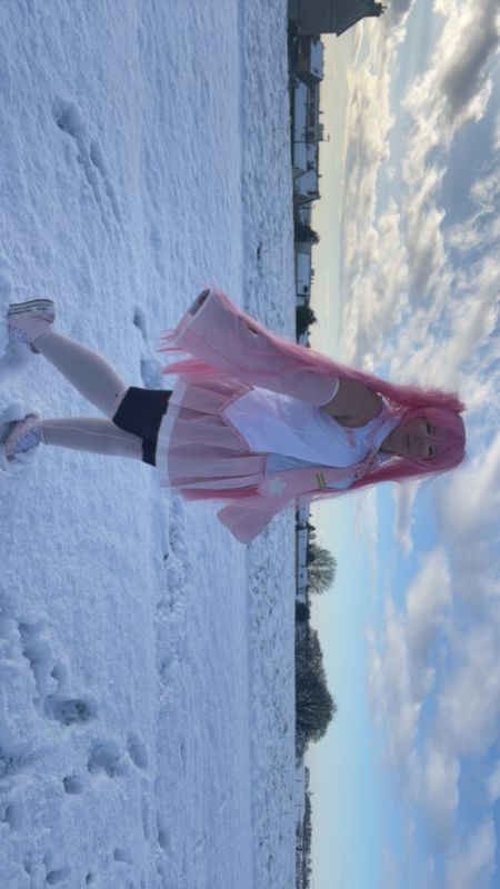 🎍nezuko_splay🎍 – Sakura miku 