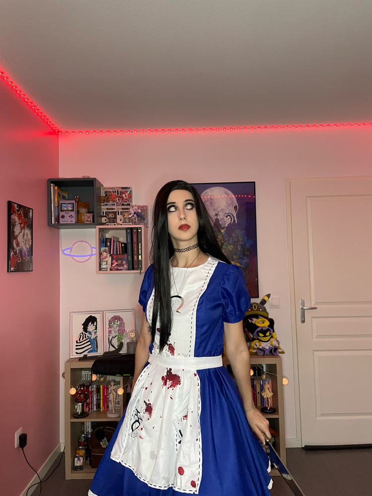 Alice Lidll - Photo 2