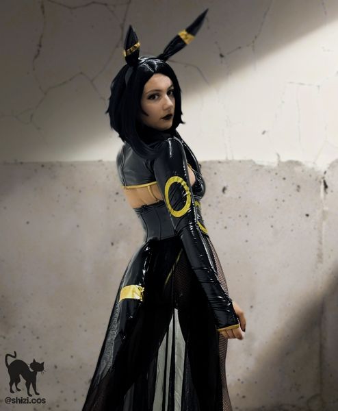 Shizi - Umbreon Bunny