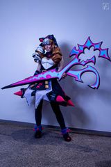 Gwen preview 3