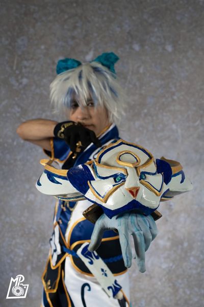 Kamui_shiro - Ezreal porcelain arm