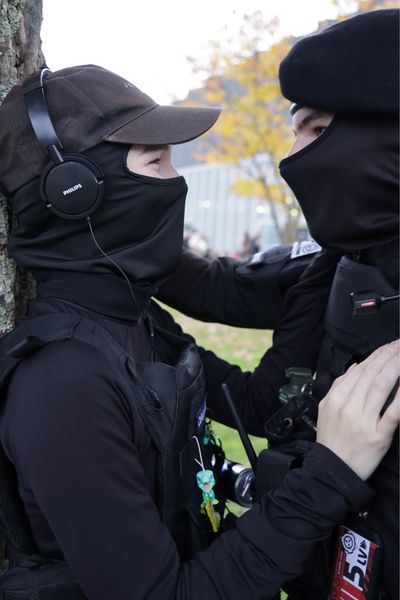 Ikuraaa - Duo militaire