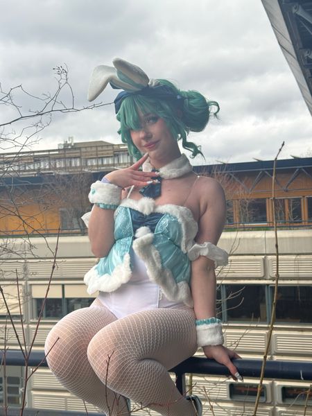 Oxyia - Miku White Rabbit