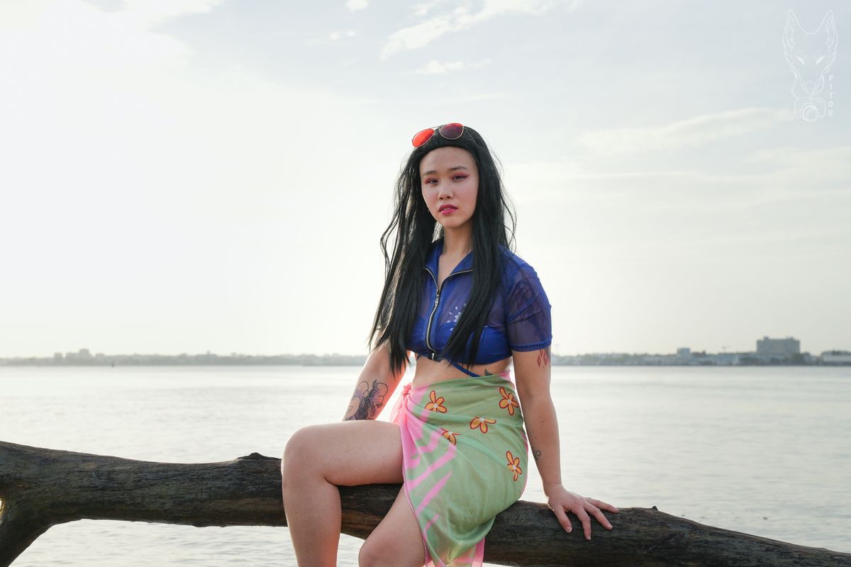 Wildshine_cosplay – Nico Robin swimsuit