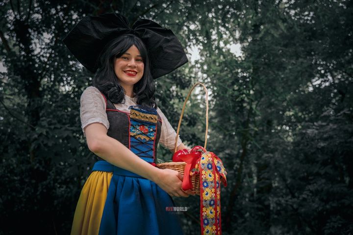 Blanche Neige x One